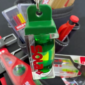 SOLA製品を買うとおまけでキーホルダー付けます