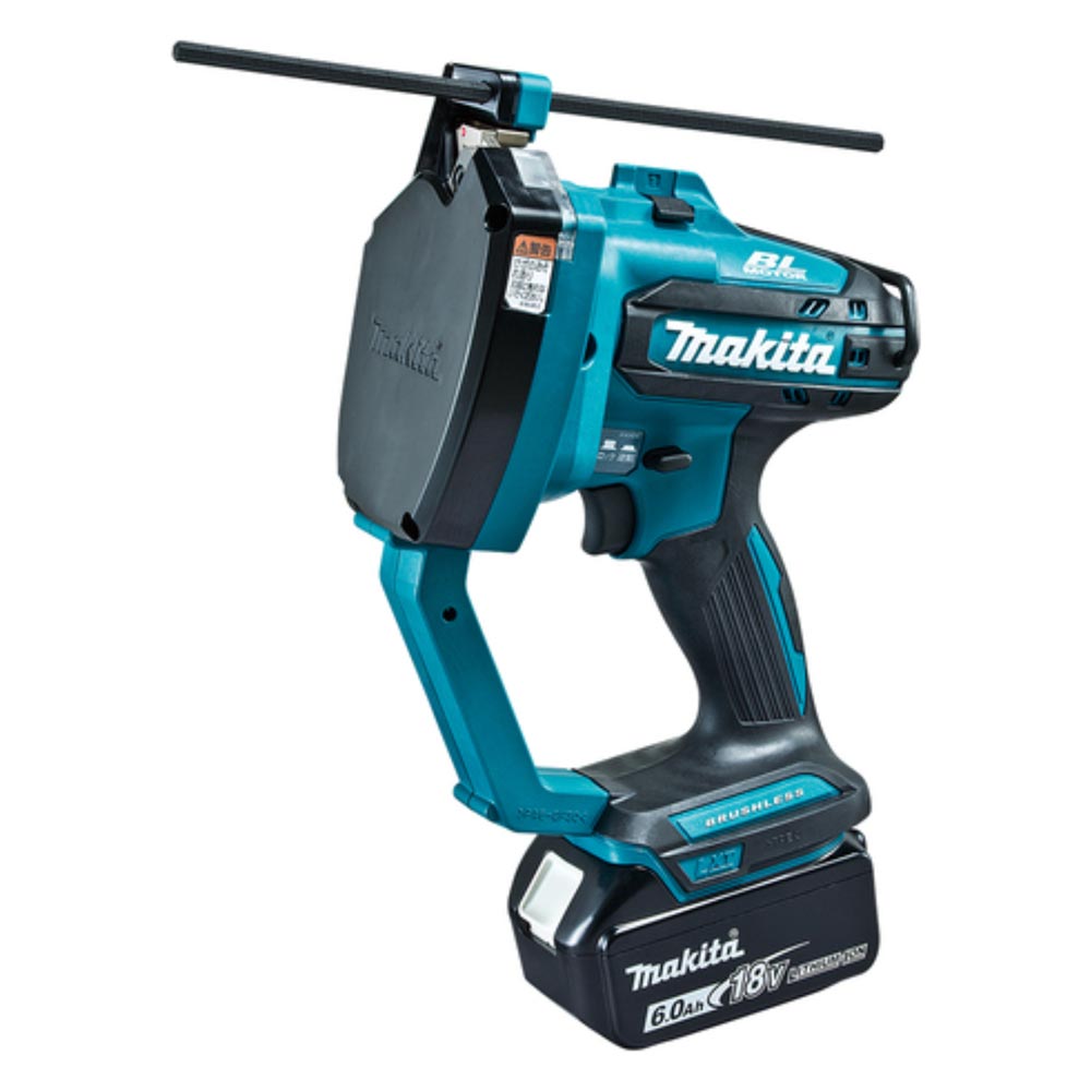 ☆美品☆makita マキタ 18V 充電式 全ネジカッタ SC102D バッテリー1個(3.0AH) 充電器 ケース付 全ねじカッター 68754